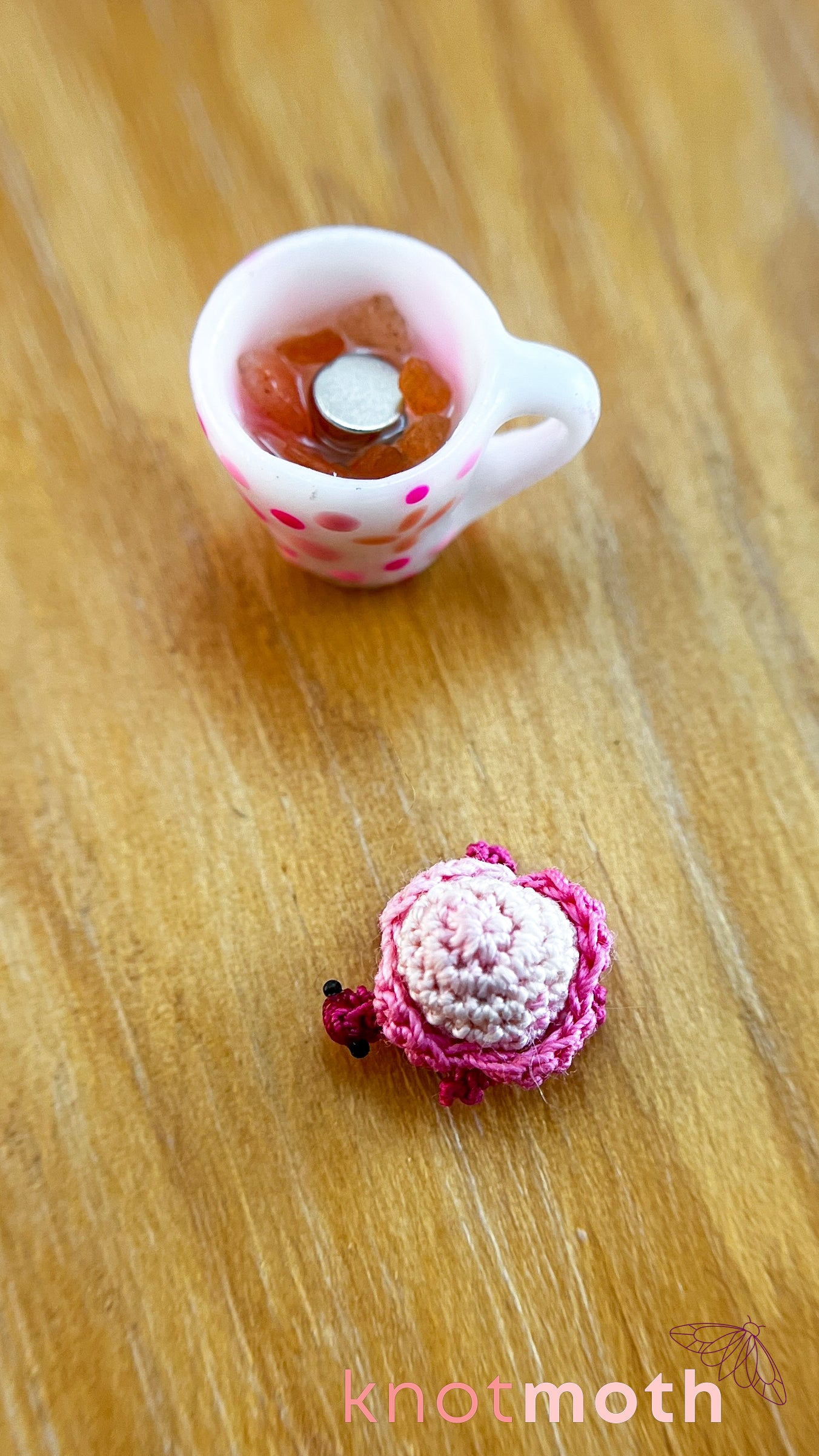 Taloa Tortoise Micro Crochet Mug (Magnetic, Removable)