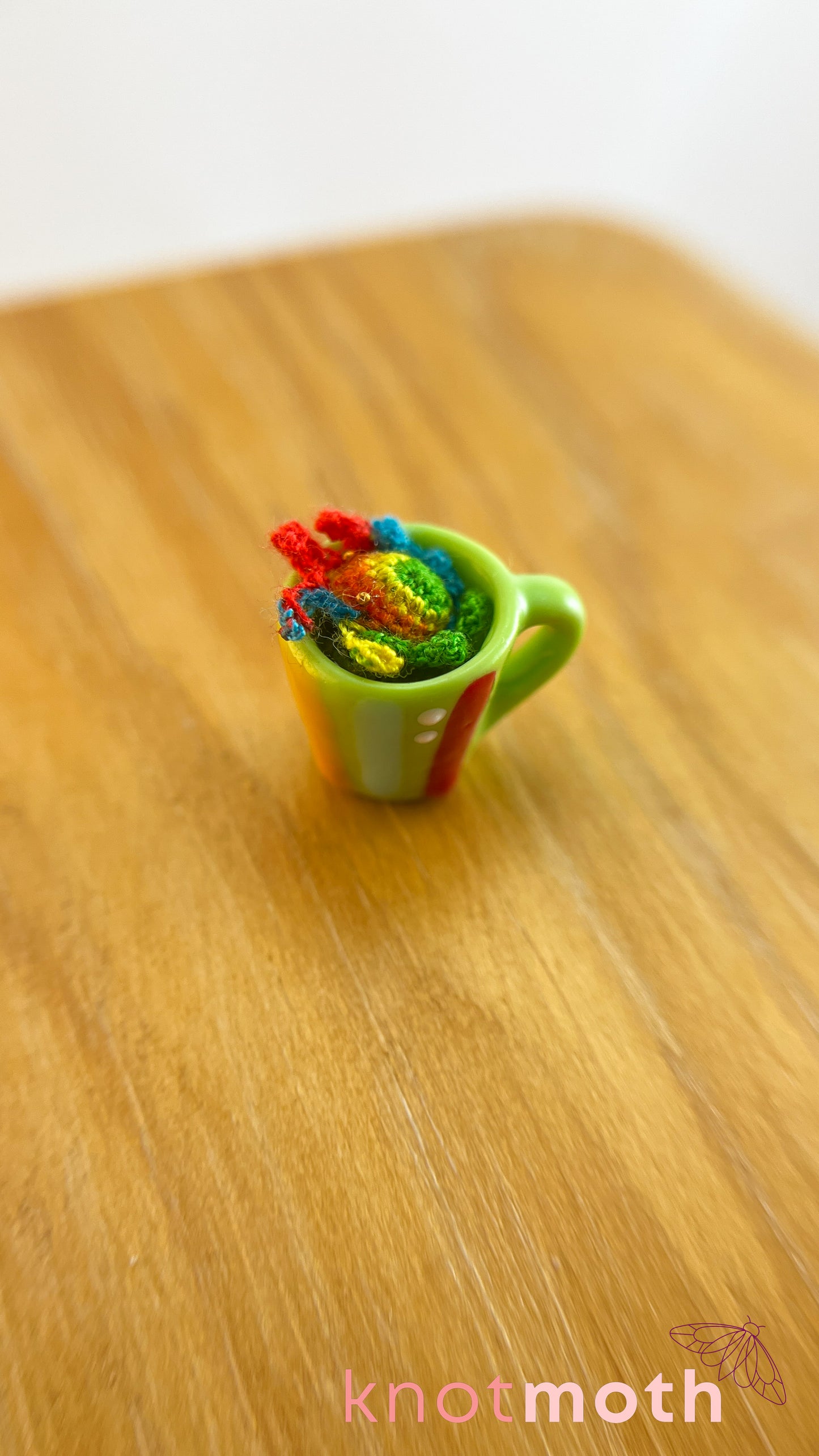 Ofelia Octopus Micro Crochet Mug (Magnetic, Removable)