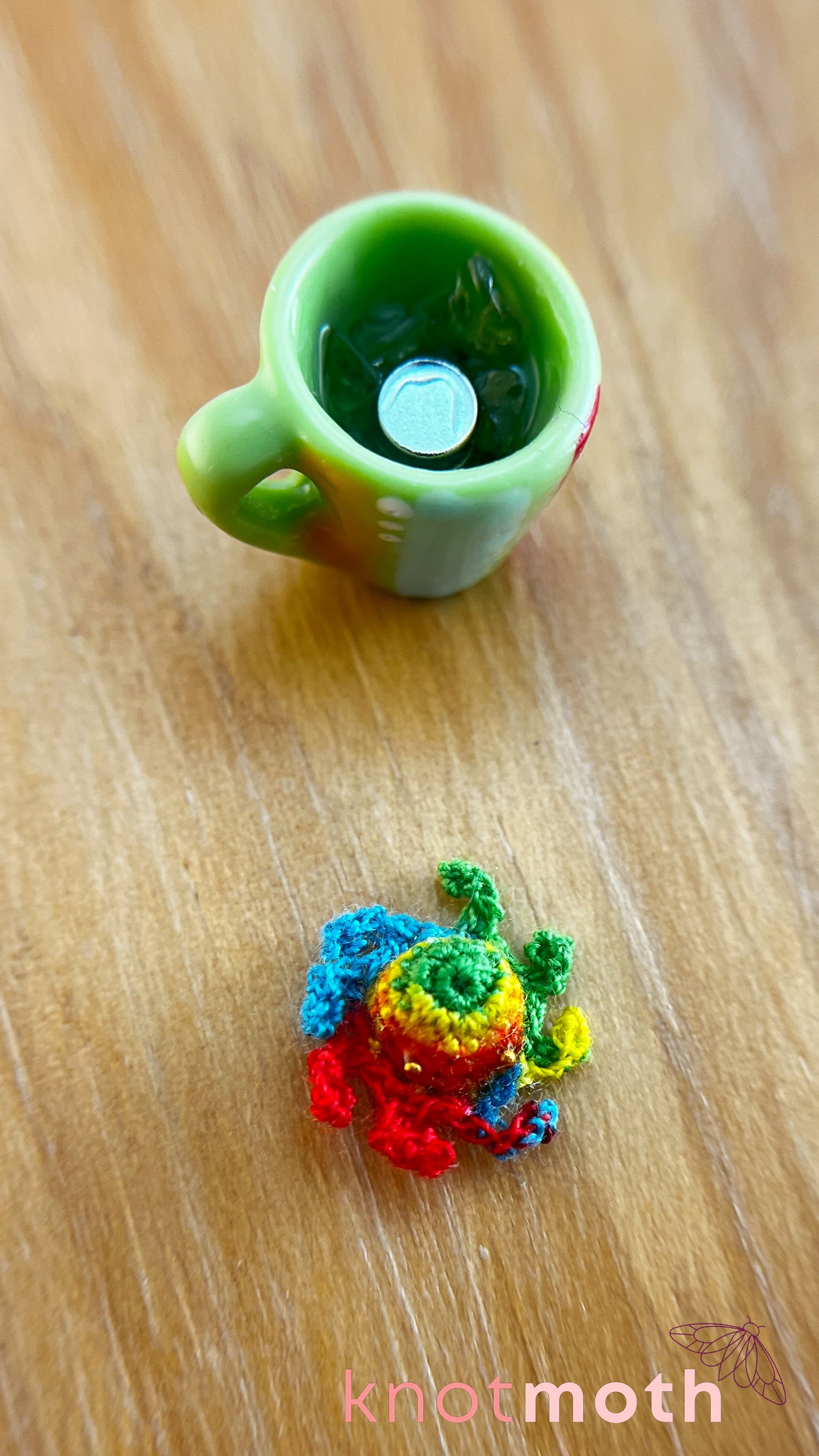 Ofelia Octopus Micro Crochet Mug (Magnetic, Removable)