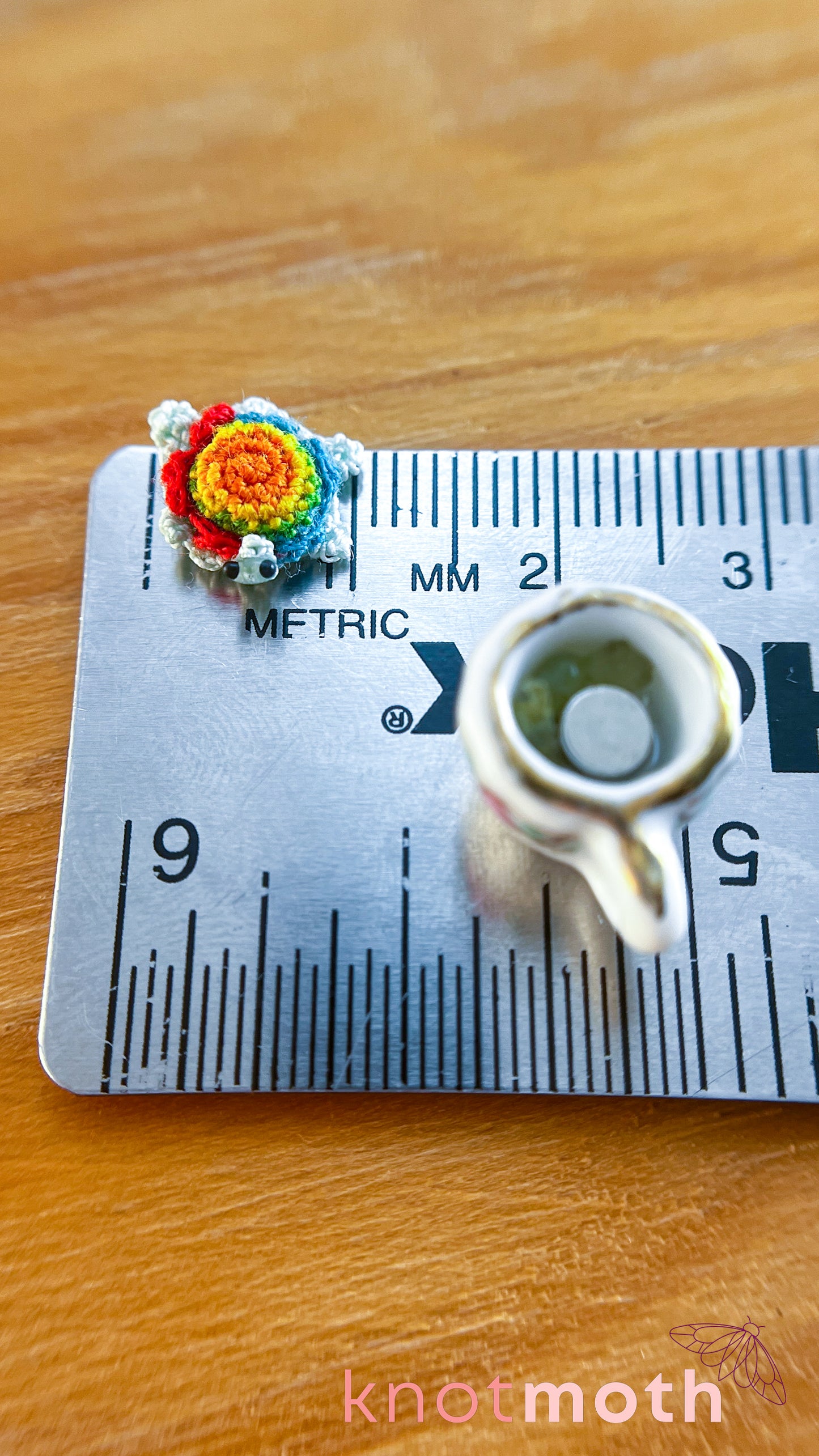 Earl Turtle Micro Crochet Teacup (Magnetic, Removable)