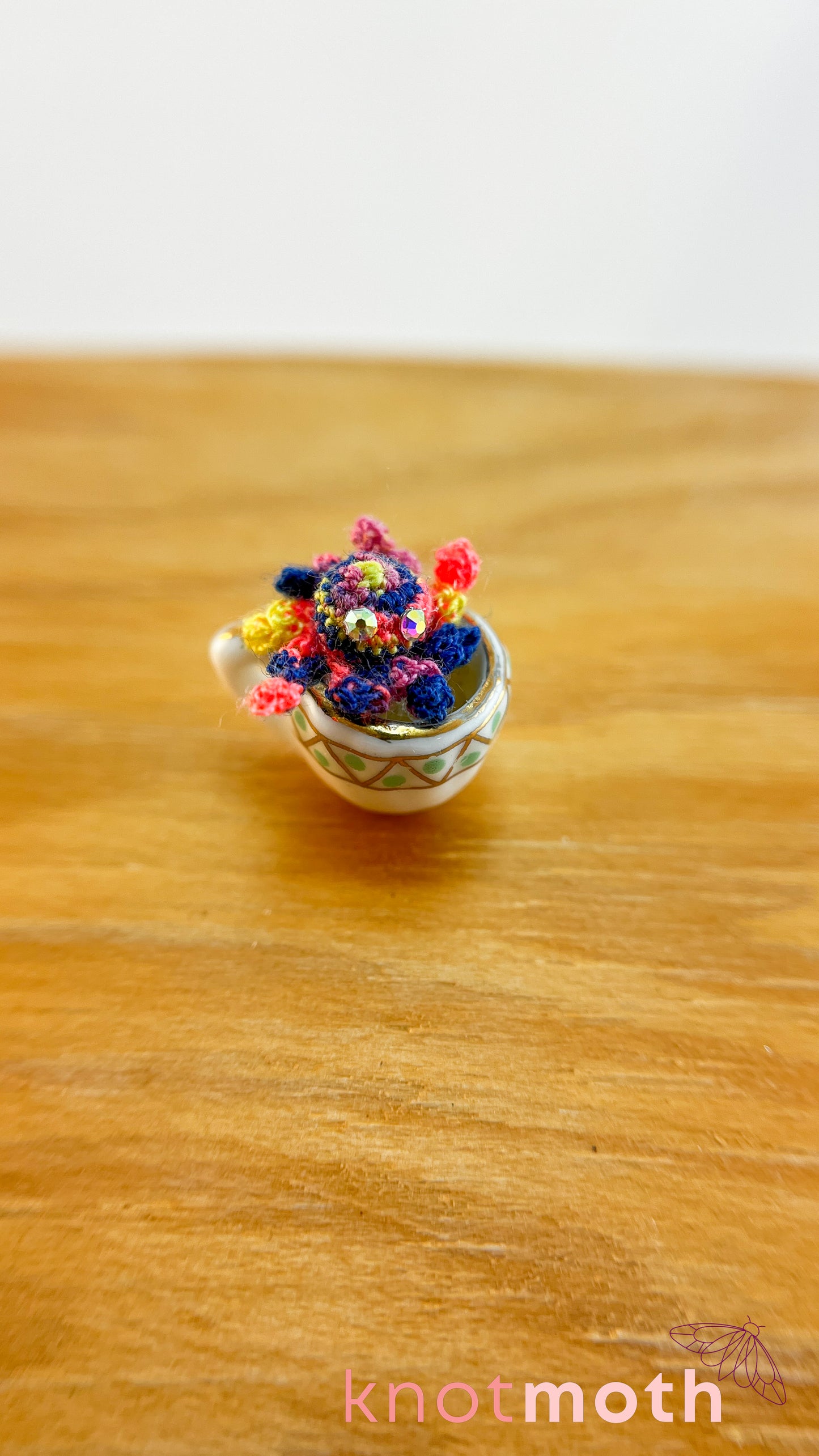 Otis Octopus Micro Crochet Teacup (Magnetic, Removable)