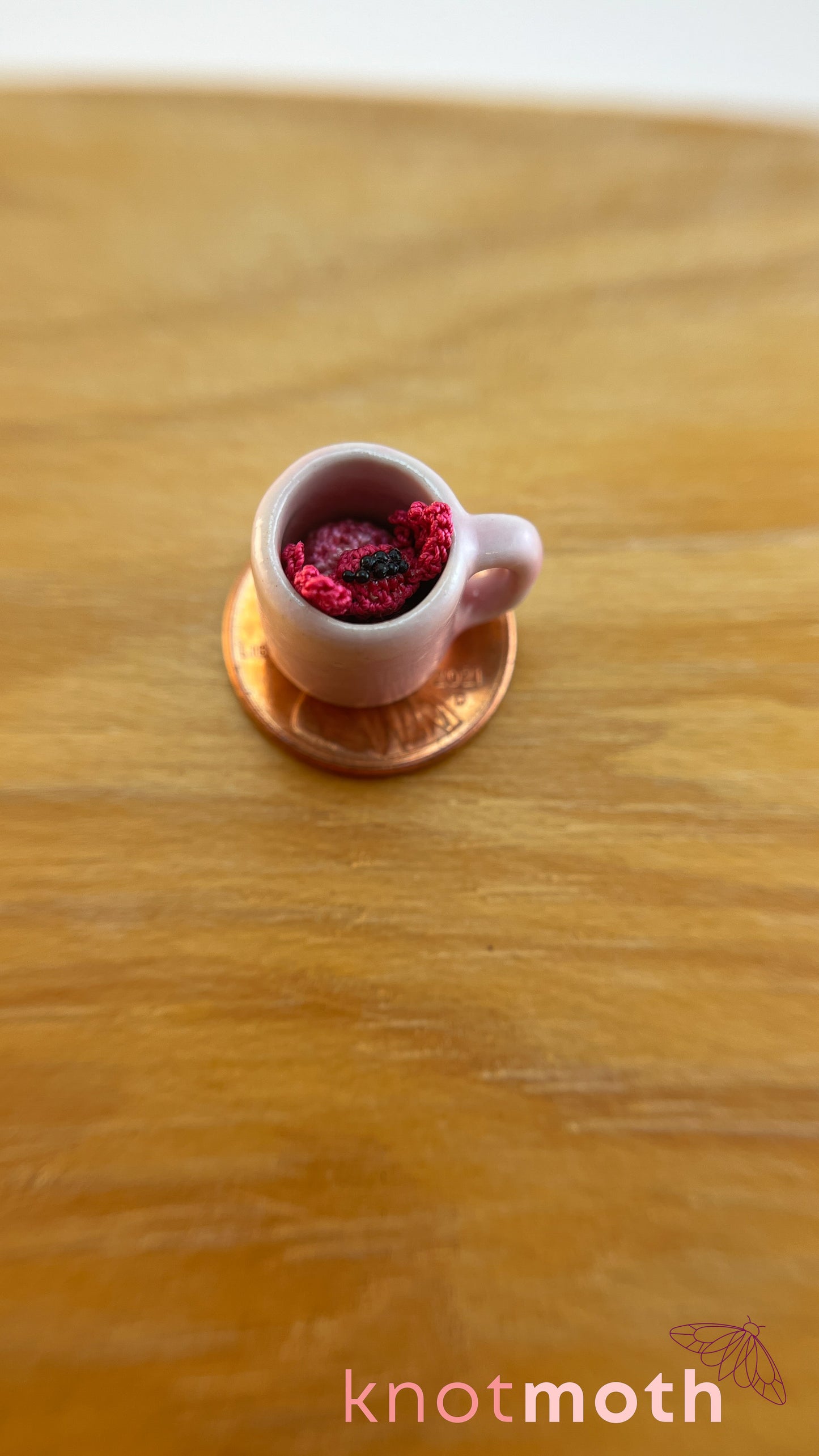 Susana Spider Micro Crochet Mug (Magnetic, Removable)