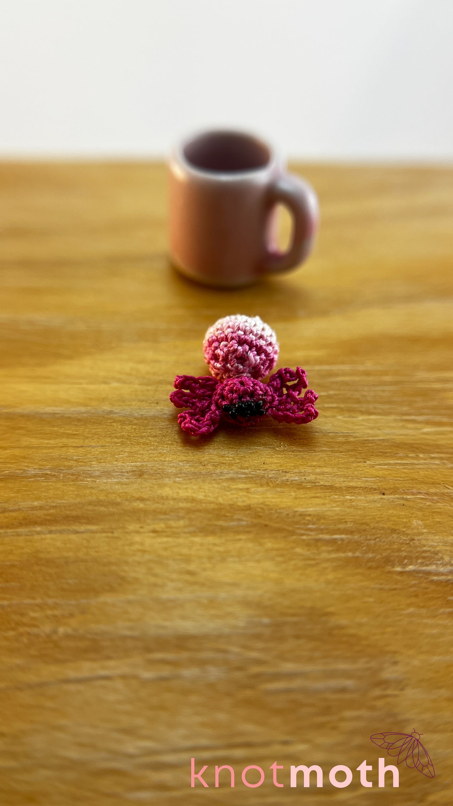 Susana Spider Micro Crochet Mug (Magnetic, Removable)