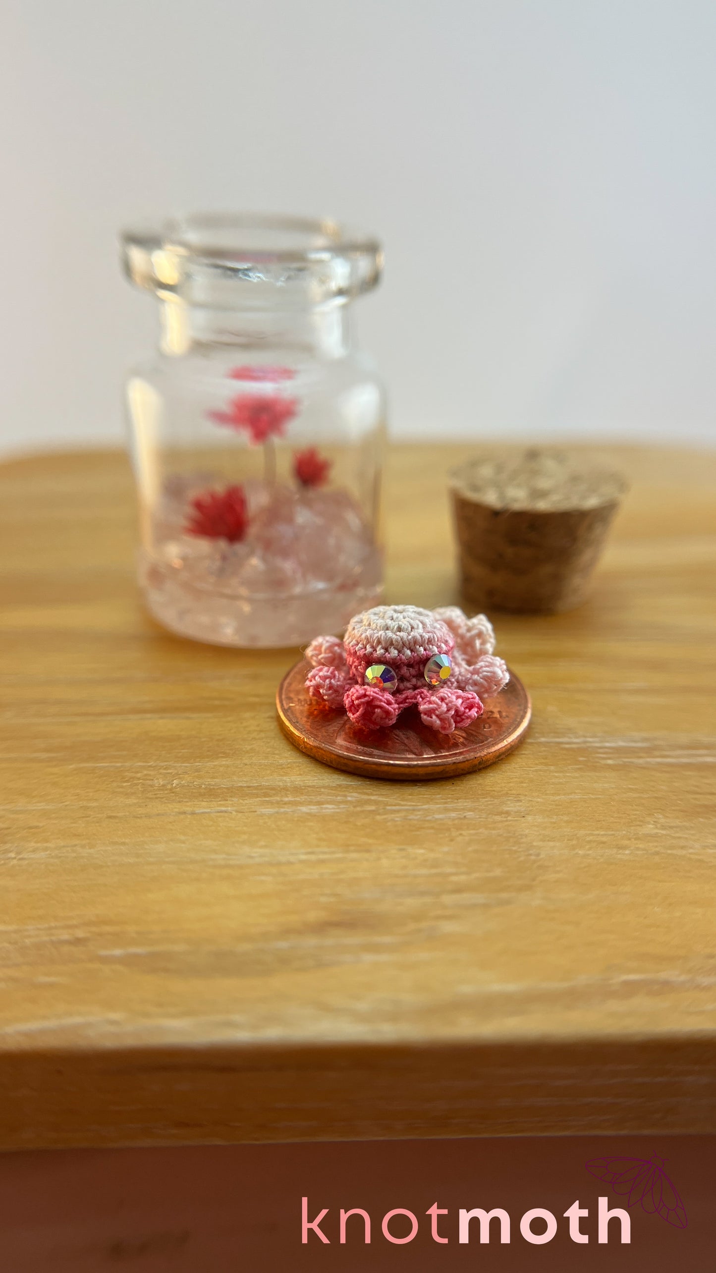 Octavia Octopus Micro Crochet Medium Specimen Jar (Magnetic, Removable)