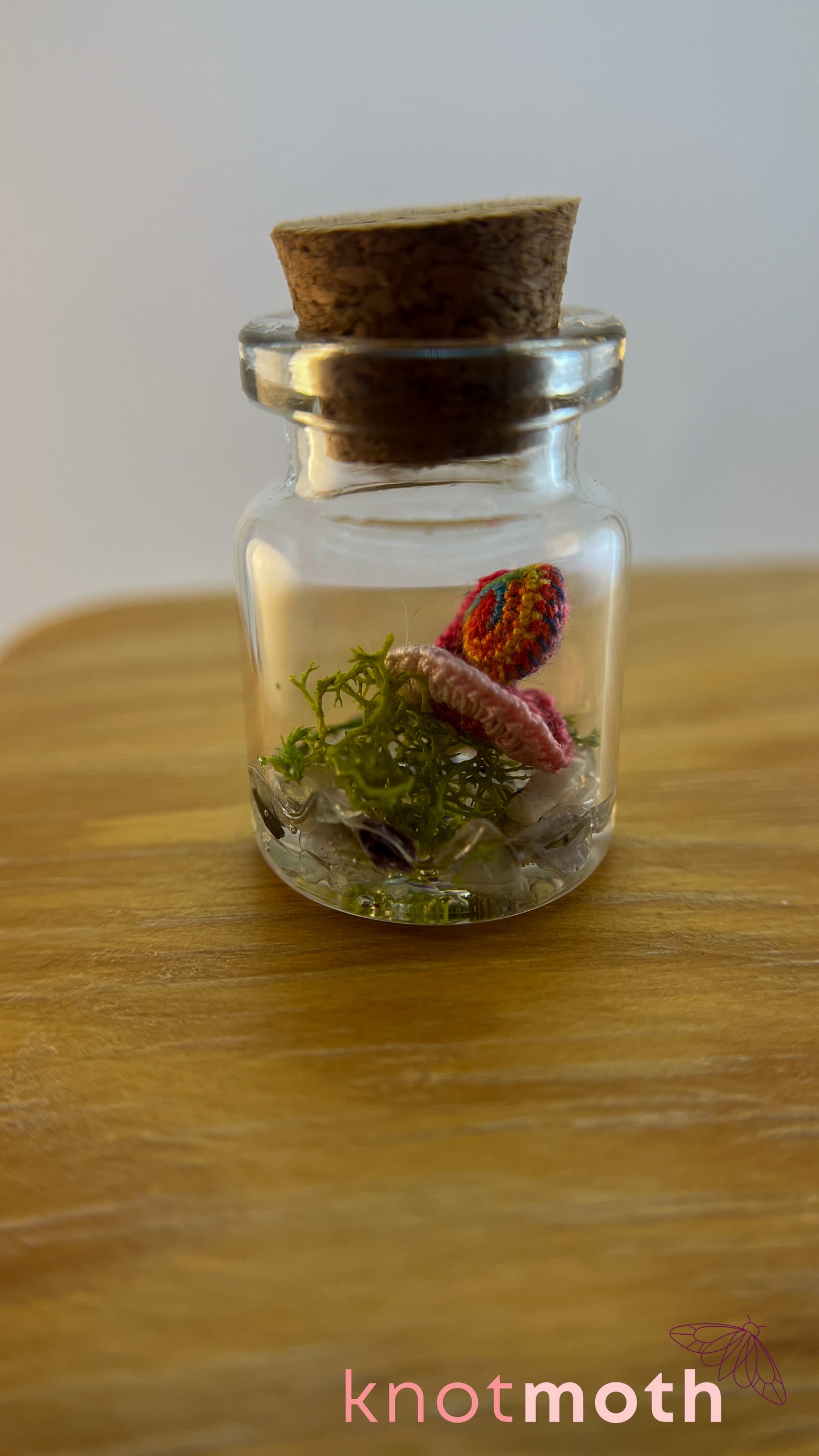 Esther Snail Micro Crochet Medium Terrarium Jar (Magnetic, Removable)