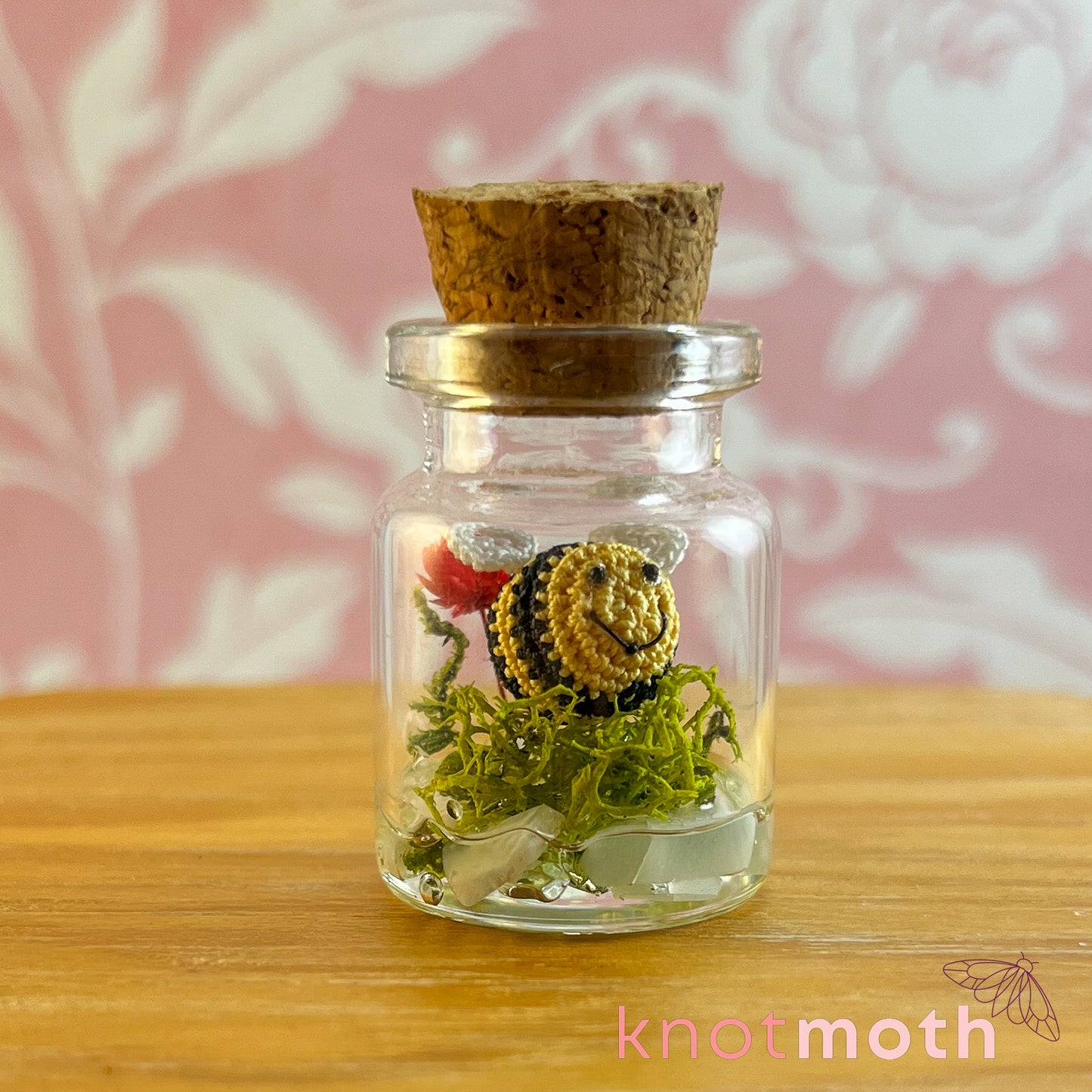 Beau Bee Micro Crochet Terrarium Jar (removable)