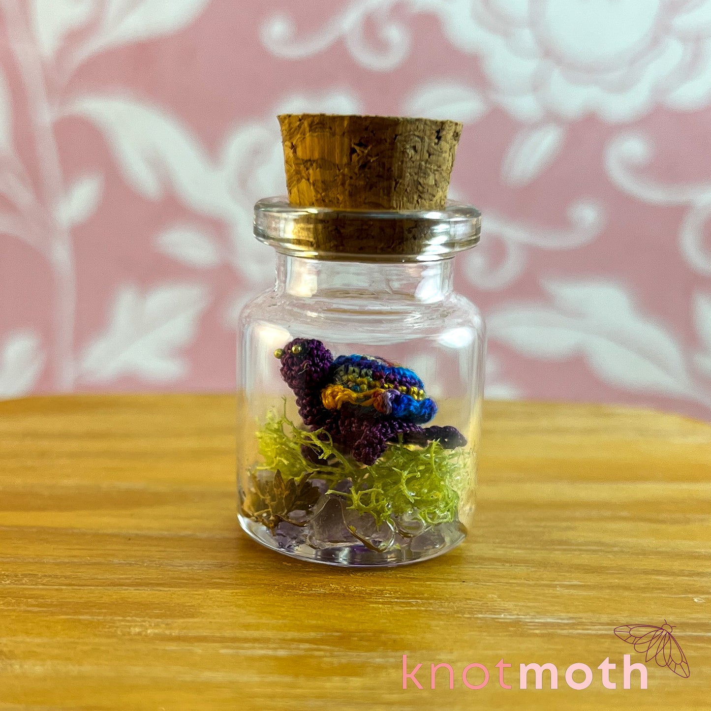 Shirley Turtle Micro Crochet Terrarium Jar (removable, magnetic)