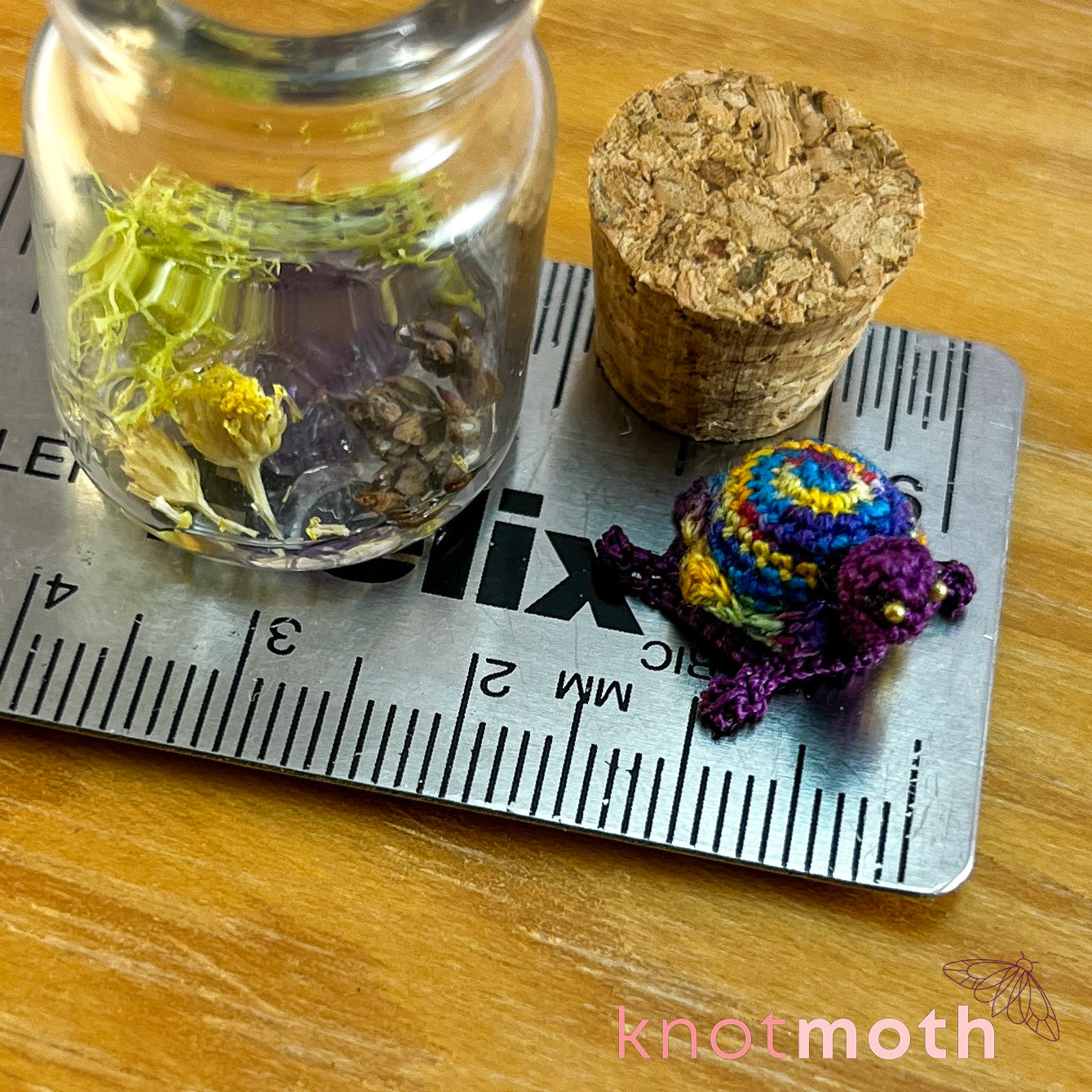 Shirley Turtle Micro Crochet Terrarium Jar (removable, magnetic)