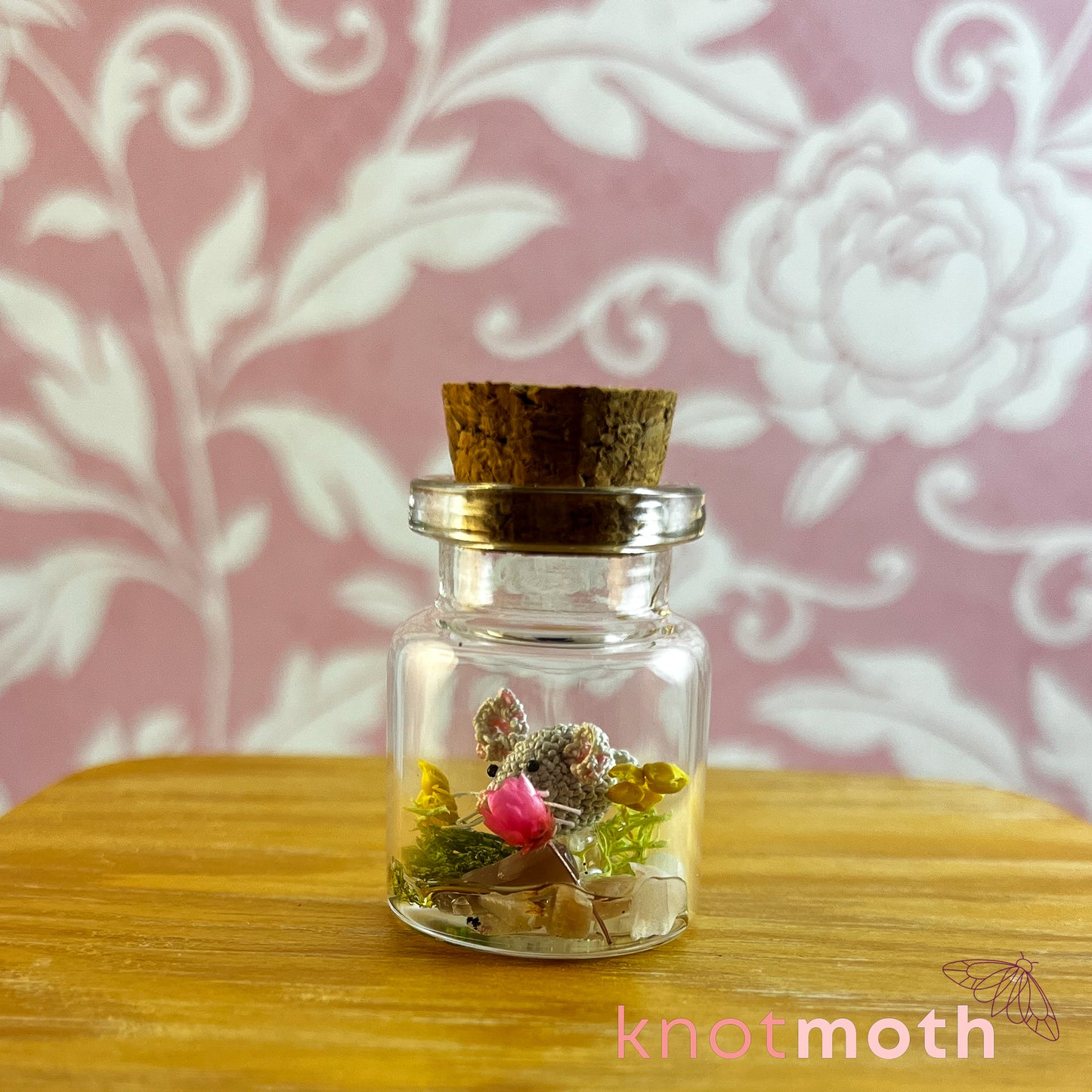 Maisey Mouse Micro Crochet Terrarium Jar (removable)