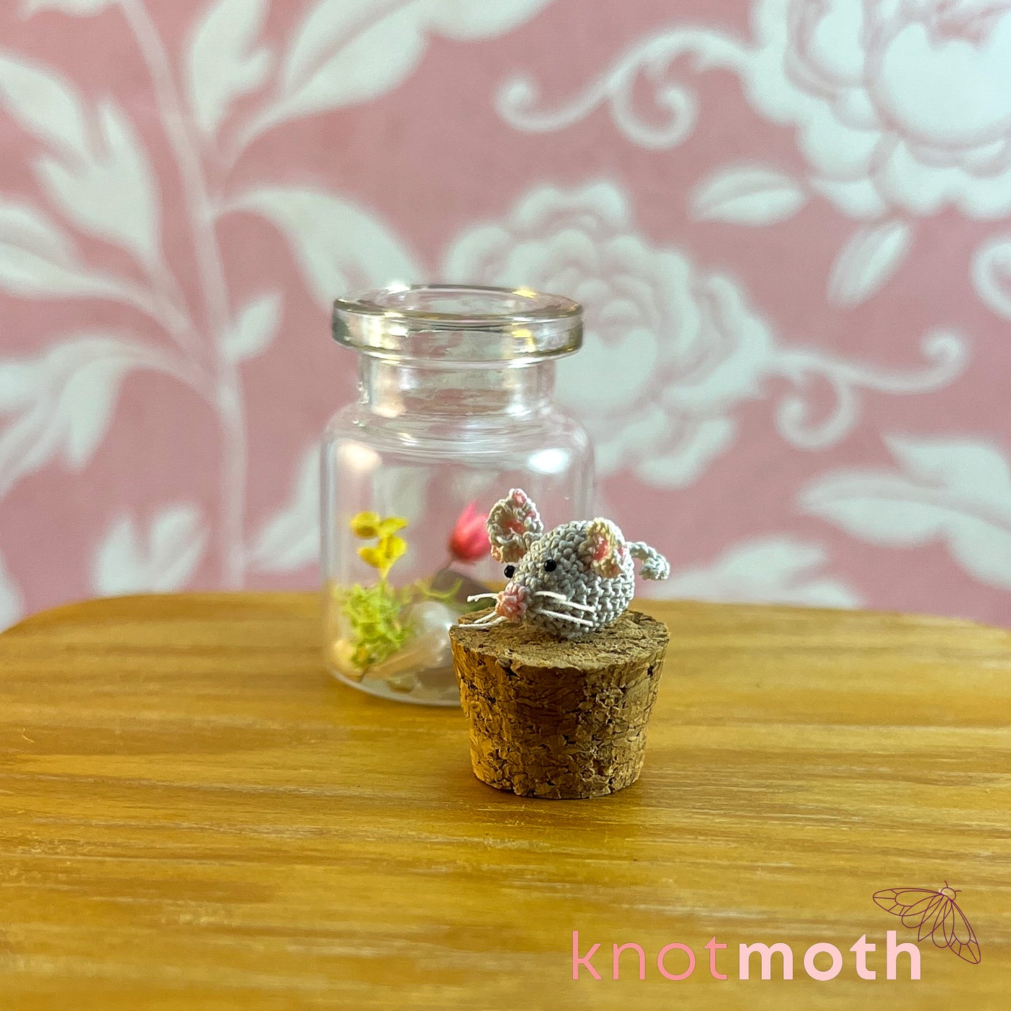 Maisey Mouse Micro Crochet Terrarium Jar (removable)