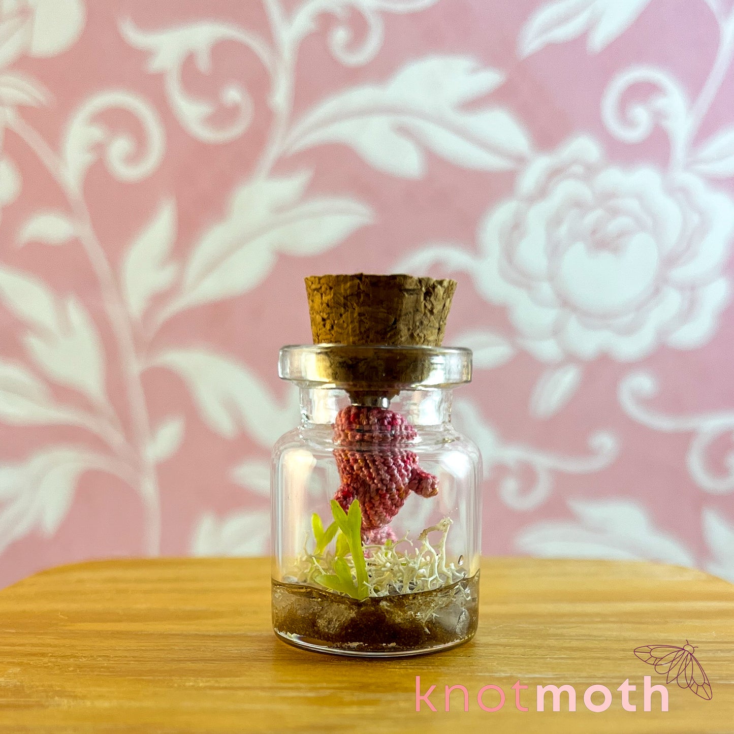Juanita the Sleeping Whale Micro Crochet Aquarium Jar (removable, magnetic)