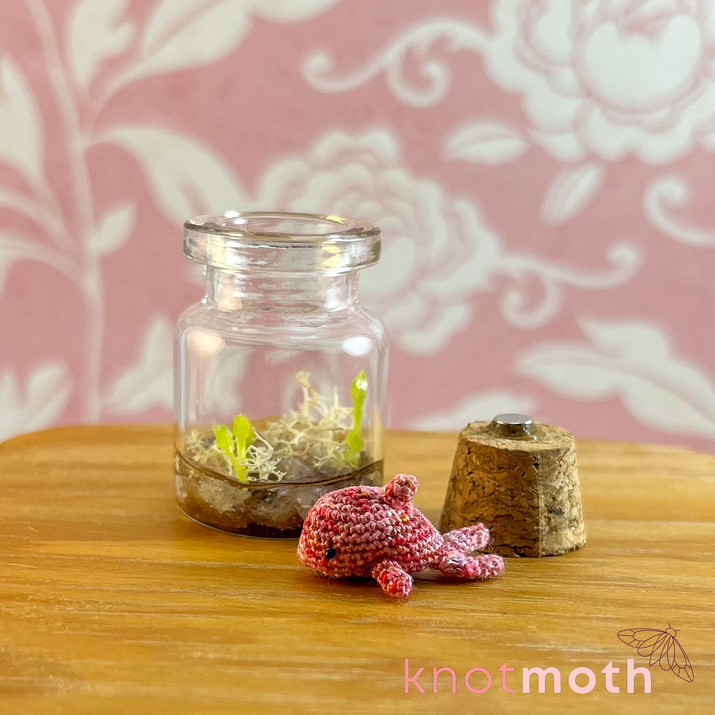 Juanita the Sleeping Whale Micro Crochet Aquarium Jar (removable, magnetic)
