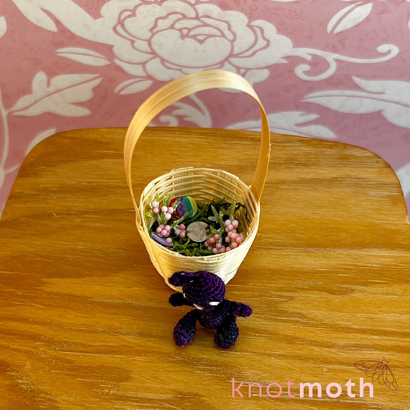Beverly Bunny Micro Crochet Easter Basket (removable, magnetic)