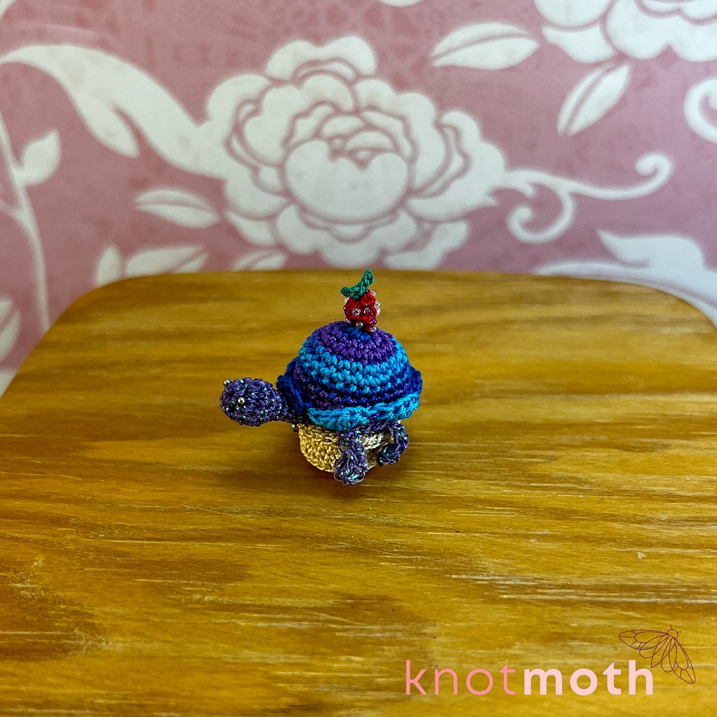 Tommy Turtle Cupcake Micro Crochet Sweeture Fidget Toy