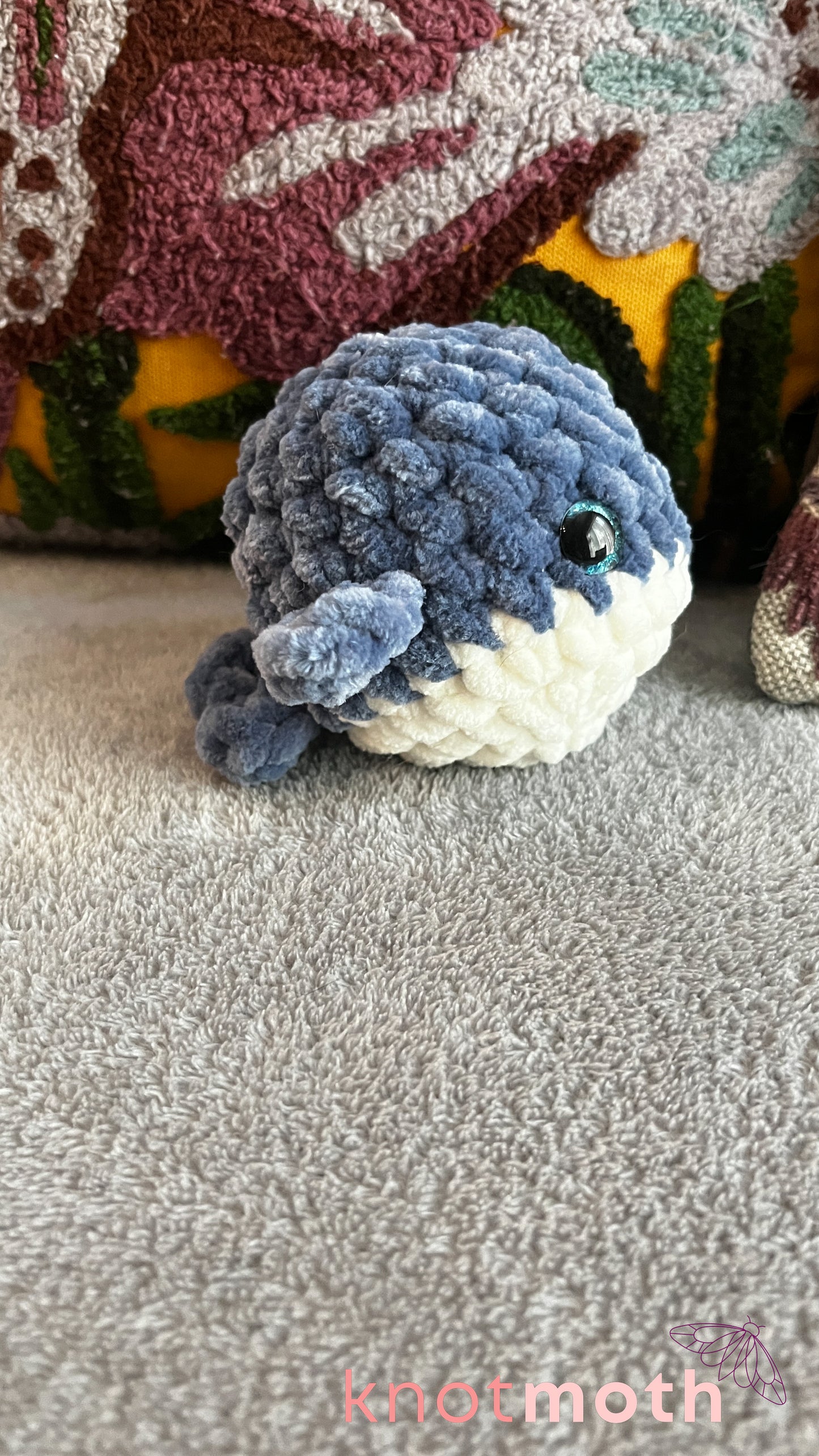 Mini Whale