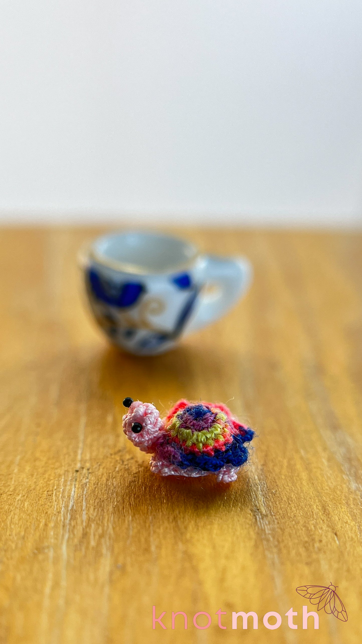 Tony Tortoise Micro Crochet Teacup (Magnetic, Removable)