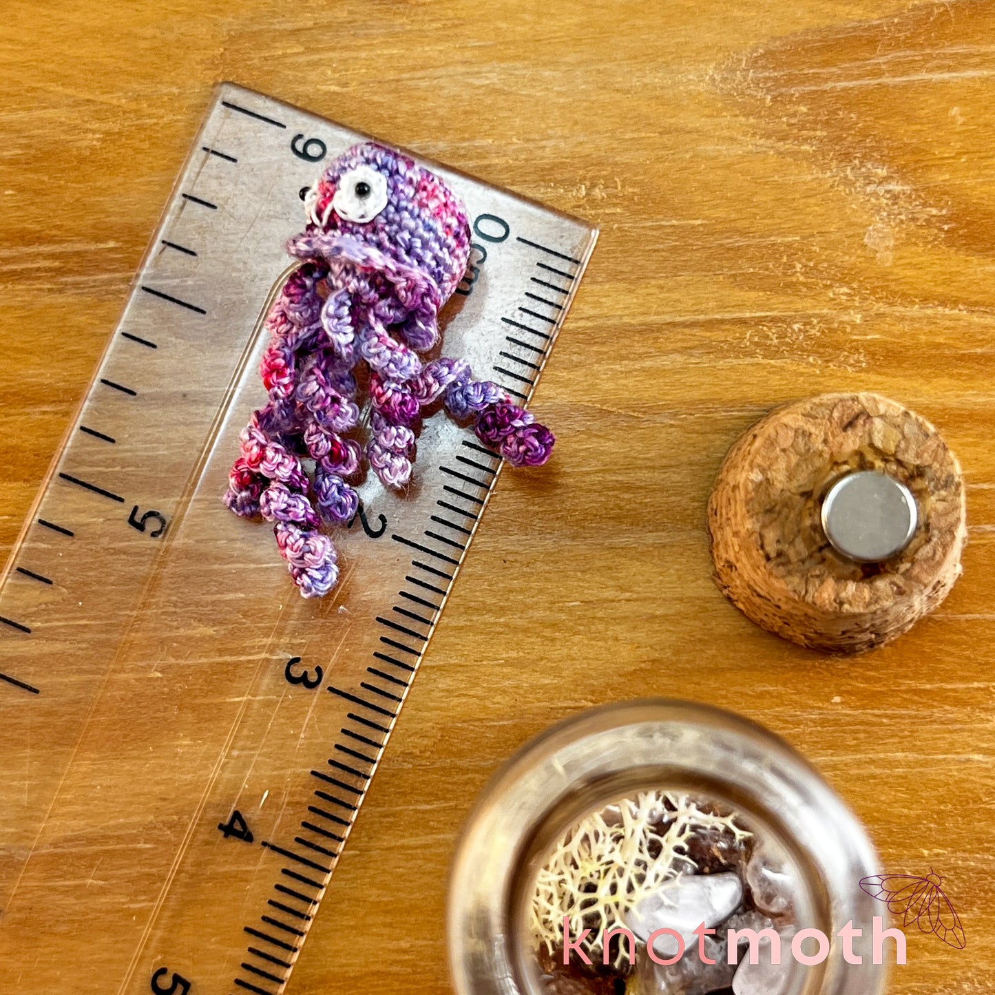 Plum Jellyfish Micro Crochet Aquarium Jar (removable, magnetic)
