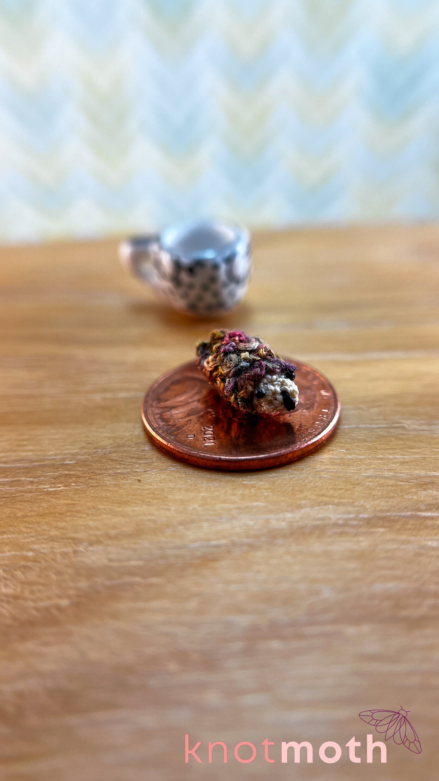 Henry Hedgehog Micro Crochet Magnetic Teacup Trinket