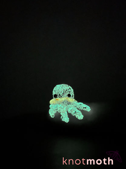 Luz Jellyfish Glow-in-the-Dark Micro Crochet Trinket Jar