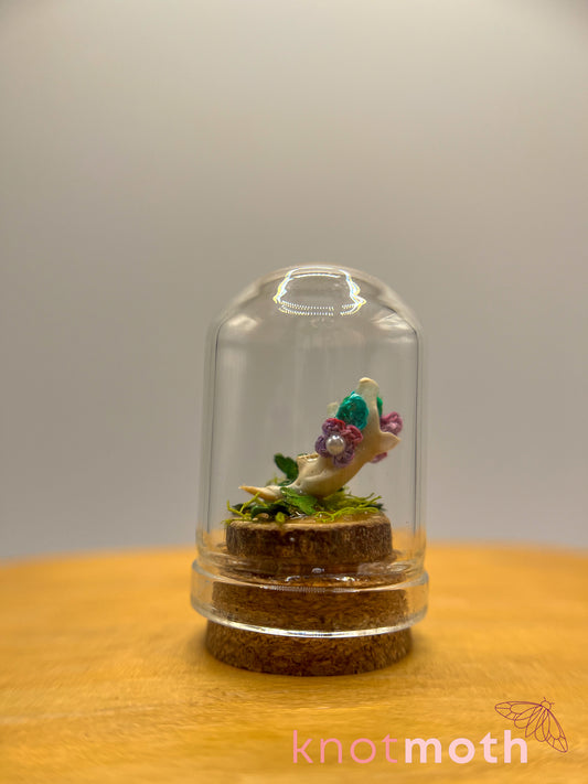violets & jawbone micro crochet cloche jar