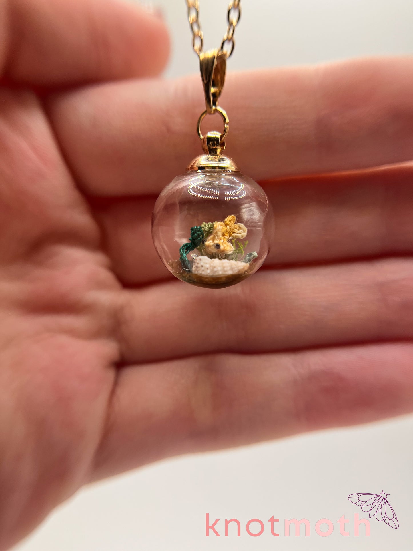 gumb goldfish bowl micro crochet necklace