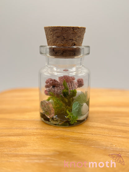 patrick flying pig micro crochet jar