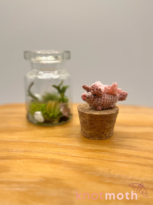 patrick flying pig micro crochet jar