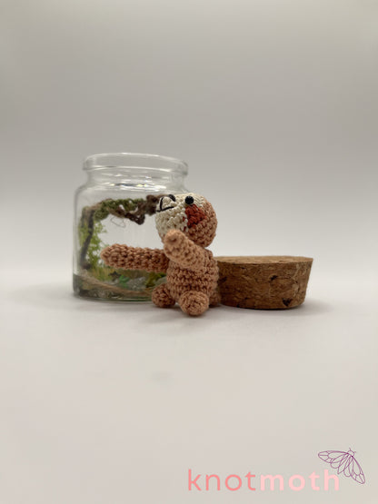 sydney sloth & vines micro crochet jar