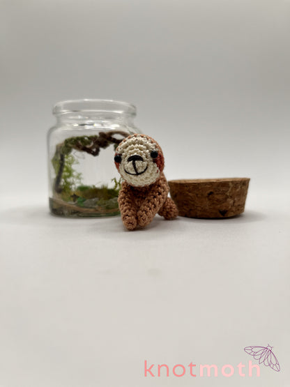 sydney sloth & vines micro crochet jar