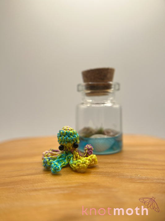 courtney octopus glow-in-the-dark micro crochet jar