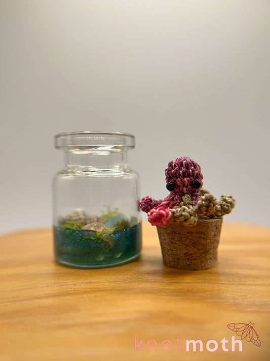cleo octopus glow-in-the-dark micro crochet jar