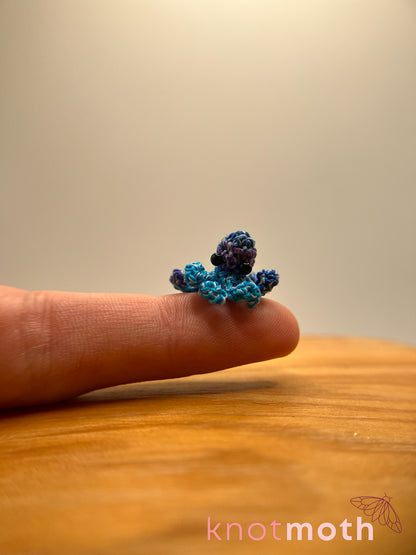 paxton octopus glow-in-the-dark micro crochet jar