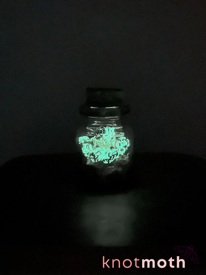 sucker octopus glow-in-the-dark micro crochet jar