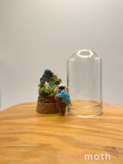 thomas otter micro crochet cloche jar