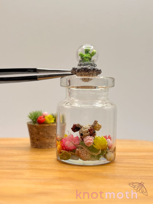elexa alien & bessie cow abduction micro crochet jar