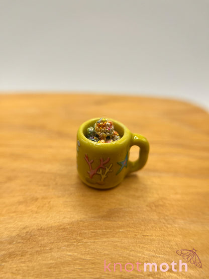 ocho octopus micro crochet mug trinket