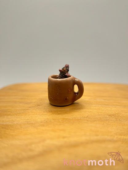 reese rat micro crochet mug trinket