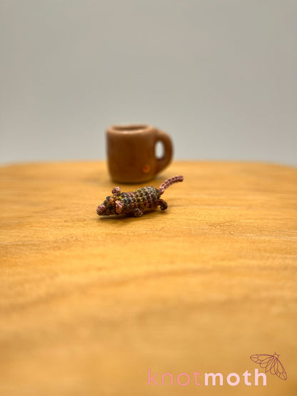 reese rat micro crochet mug trinket
