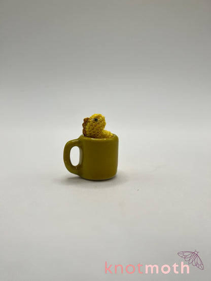 lemon tea-rex micro crochet mug trinket