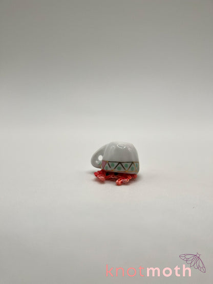 clarissa crab micro crochet teacup trinket