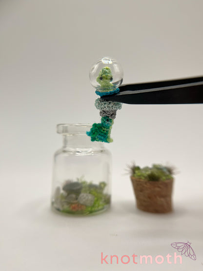 evie alien & dorian dinosaur abduction micro crochet jar