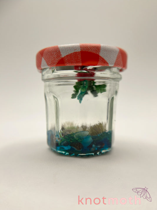 strawberry jellyfish micro crochet Bonne Maman jam jar