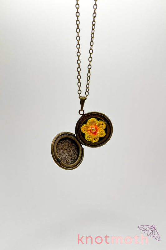 Daffodil (new beginnings) floriography micro-crochet locket