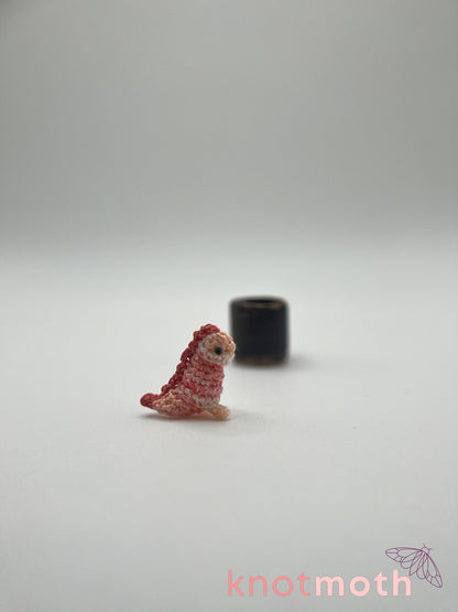 peach tea-rex micro crochet mug trinket