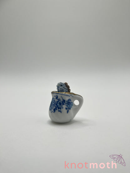 earl grey tea-rex micro crochet mug trinket