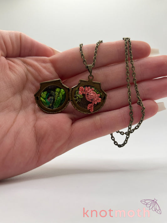 gabi crab micro crochet locket