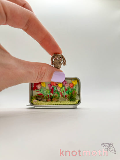 breezy bunny · tulip garden mini tin