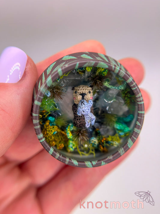 ernest otter & frank fish · lazy river mini tin