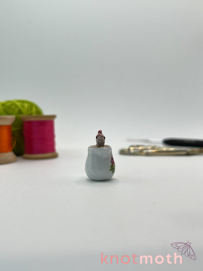 rose tea-rex micro crochet mug trinket