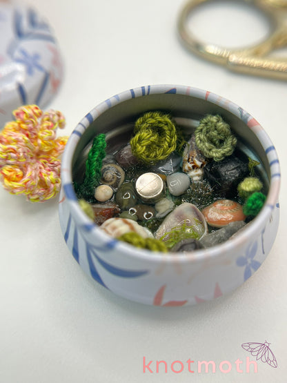 olivette octopus tide pool tin